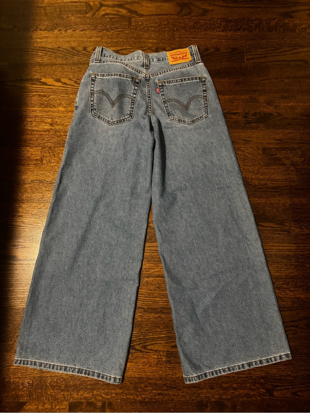 Levi's 94’ Baggy Wide Leg Jeans - Picture 2 of 2